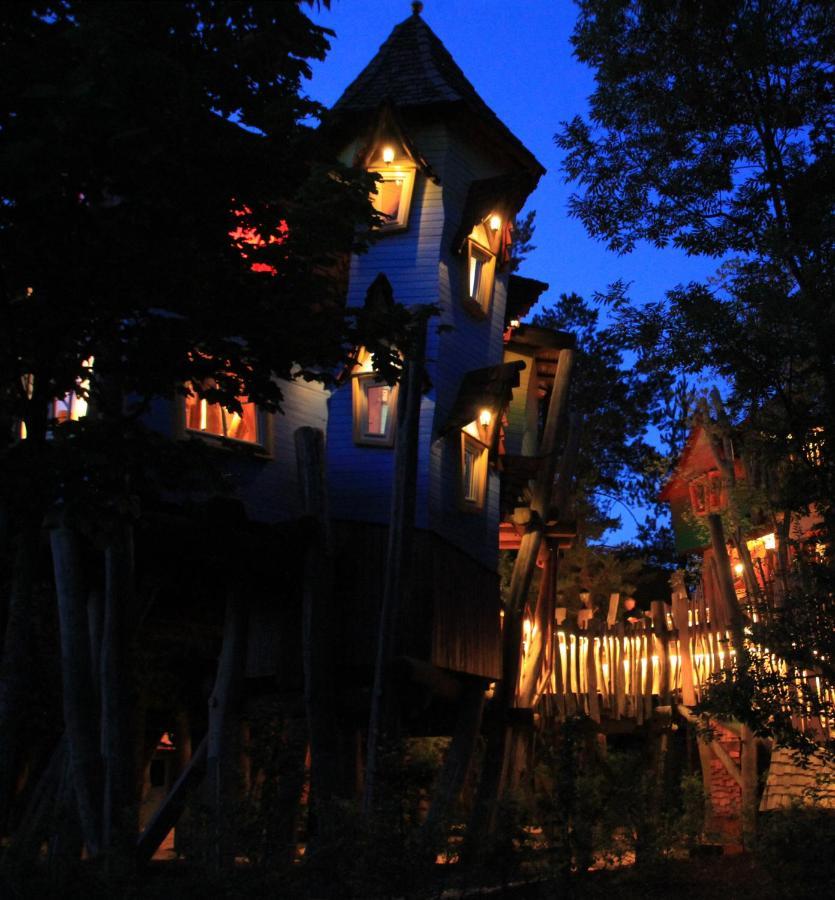 Baumhaushotel Oaseweil Weil im Schonbuch 외부 사진