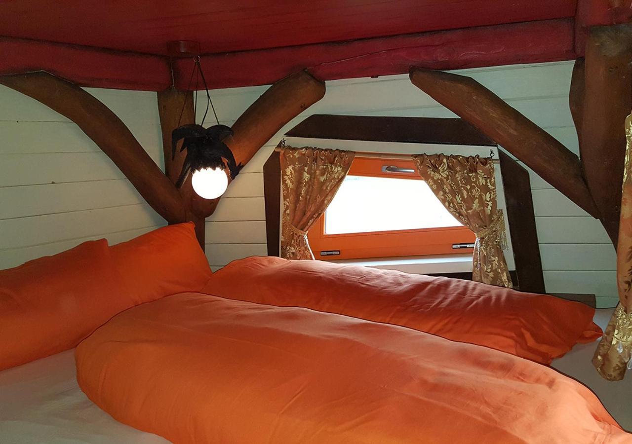 Baumhaushotel Oaseweil Weil im Schonbuch 외부 사진