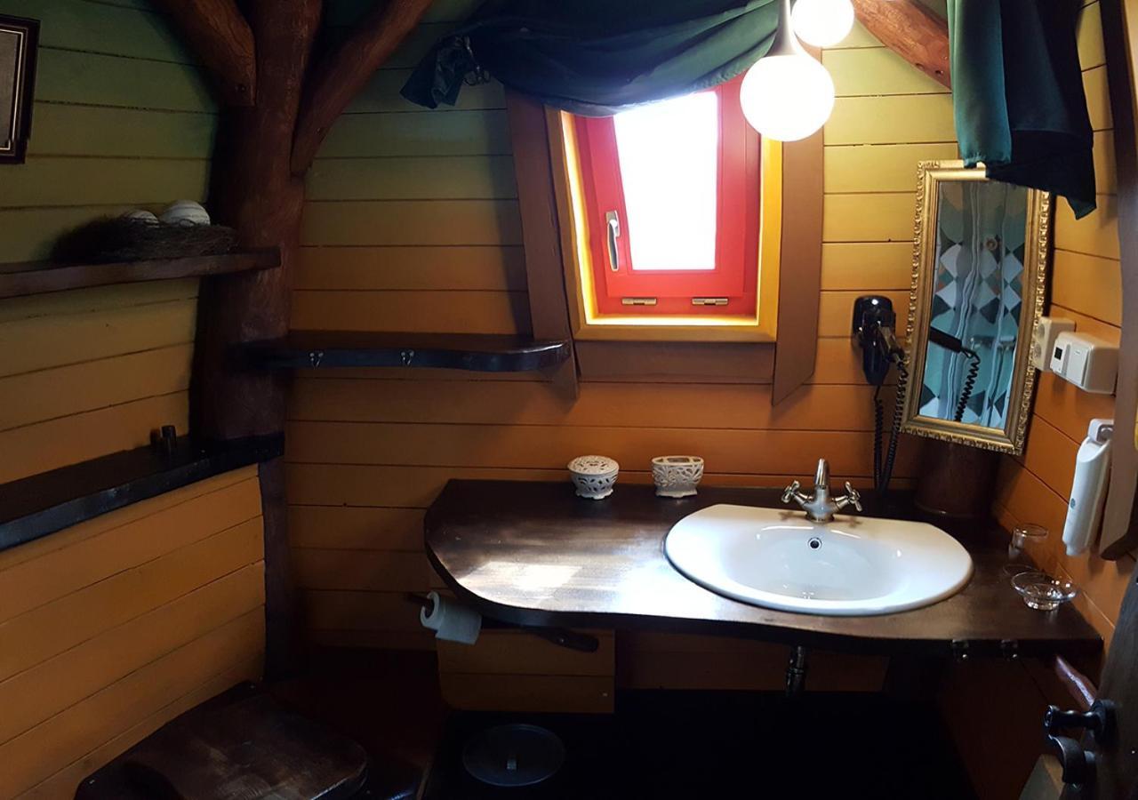 Baumhaushotel Oaseweil Weil im Schonbuch 외부 사진