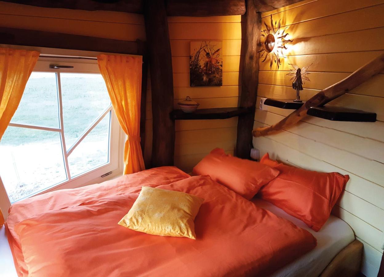 Baumhaushotel Oaseweil Weil im Schonbuch 외부 사진